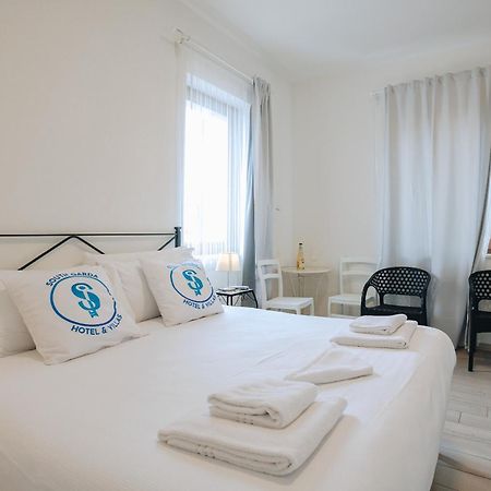 Sg Rooms - Casa Laura Peschiera del Garda Buitenkant foto