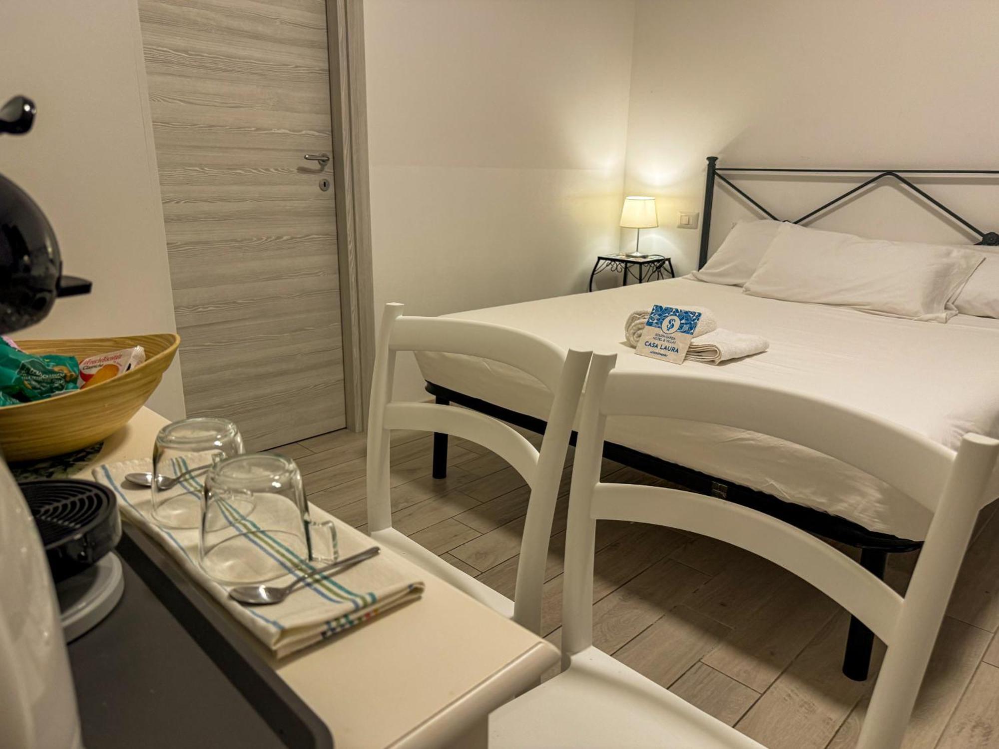 Sg Rooms - Casa Laura Peschiera del Garda Buitenkant foto